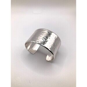 Stunning Staple Silver Tone Hammered Polished Metal Weighty Cuff Bracelet S.6.75